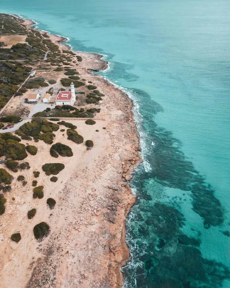 Platja des Caragol er en ugenert strand