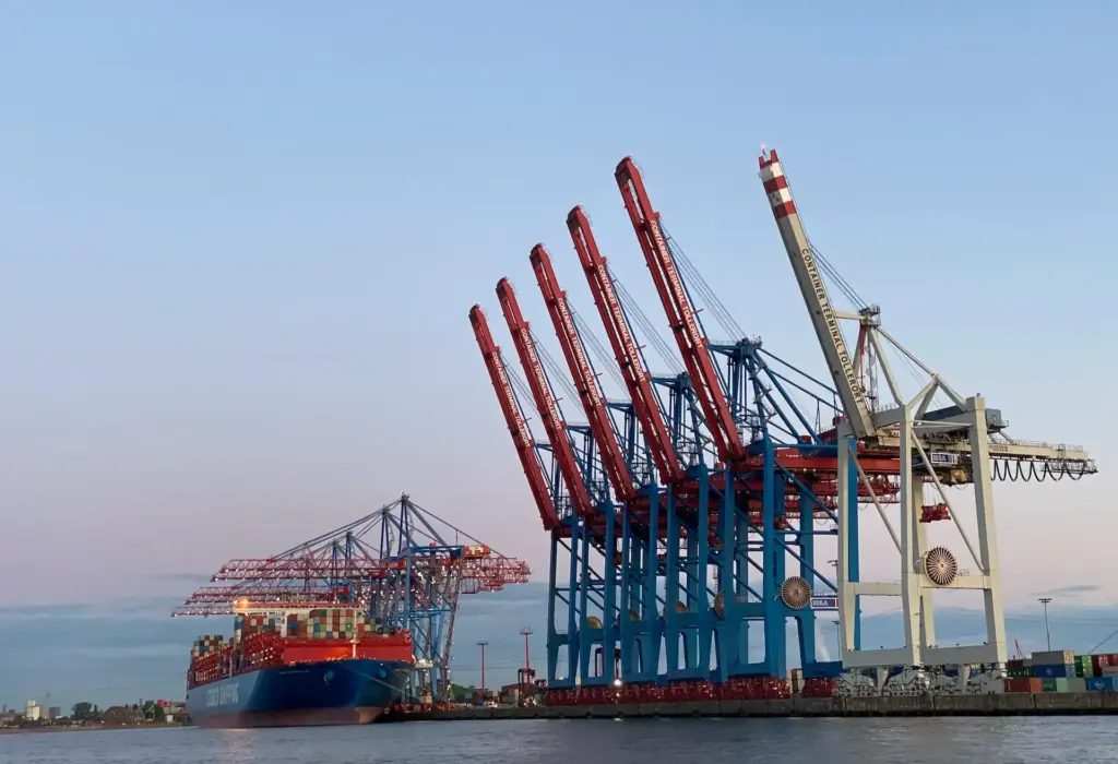 Hamborgs havn er den 3. største havn i Europa