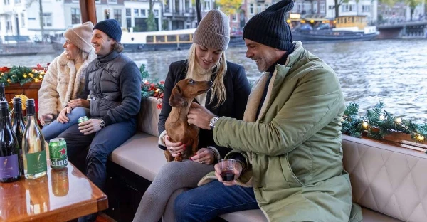 Hundevenlig kanalrundfart i Amsterdam med drinks
