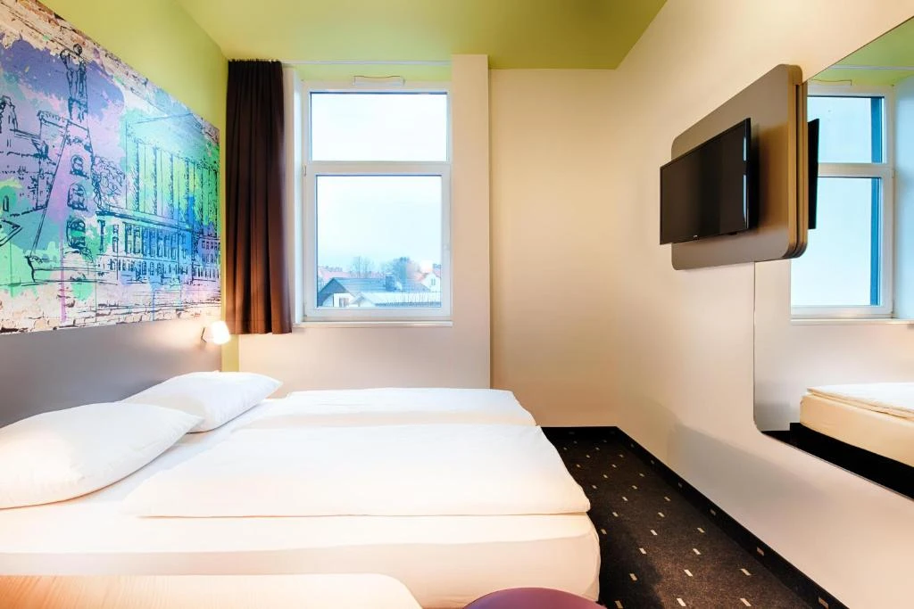 B&B Hotel Kassel-City tilbyder central overnatning med nem adgang til motorvej A7