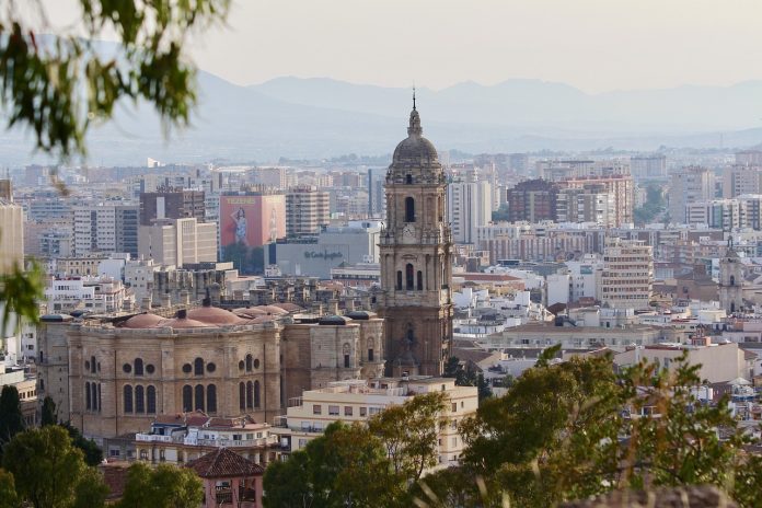 Malaga er den sjette største by i Spanien