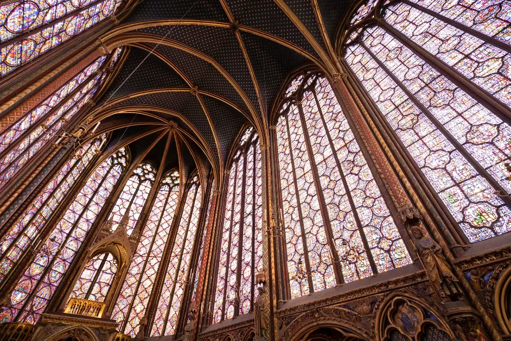 Sainte-Chapelle er et smukt gotisk kapel midt i Paris