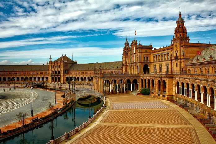 Sevilla er den fjerde største by i Spanien